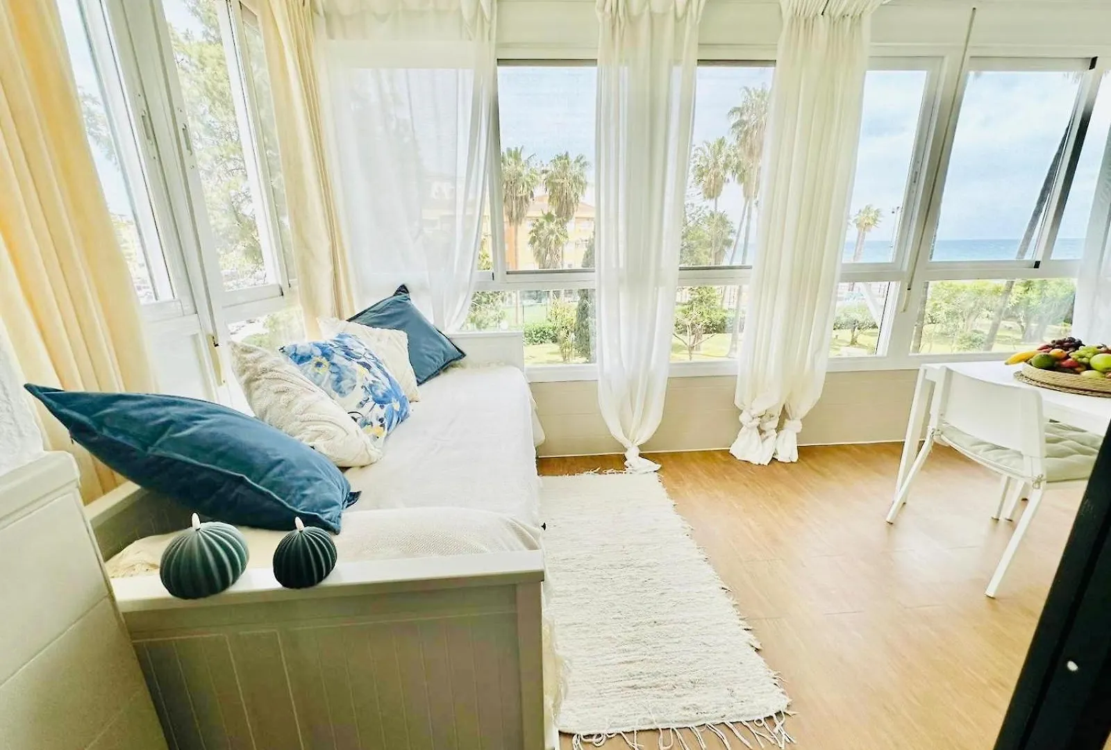 Estudio Pepa Luna Algarrobo Beach 马拉加